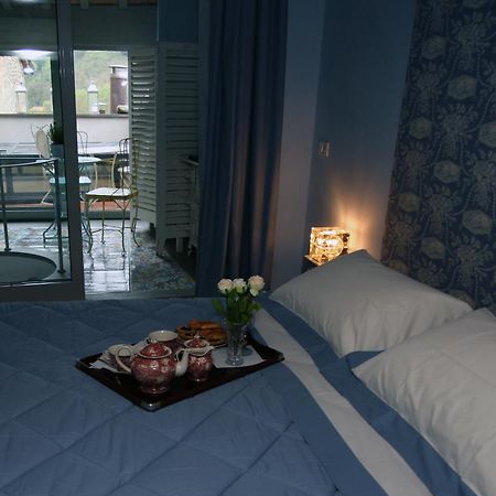 Bed and Breakfast Palazzo Santinelli SantʼAngelo in Vado Pokoj fotografie