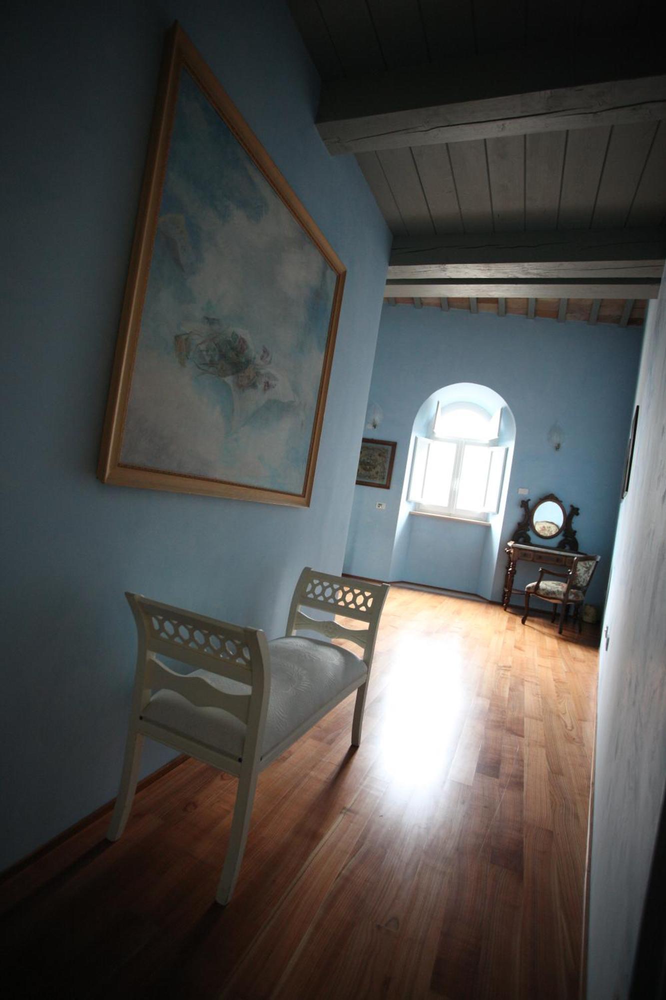 Bed and Breakfast Palazzo Santinelli SantʼAngelo in Vado Pokoj fotografie